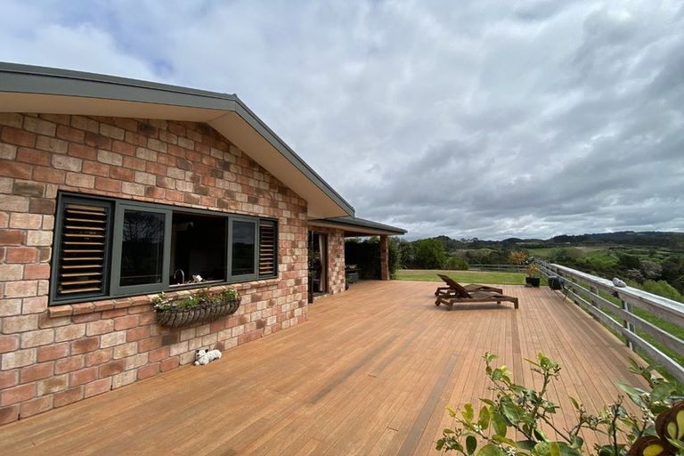 Photo of property in 1489 Weranui Road, Wainui, Silverdale, 0994