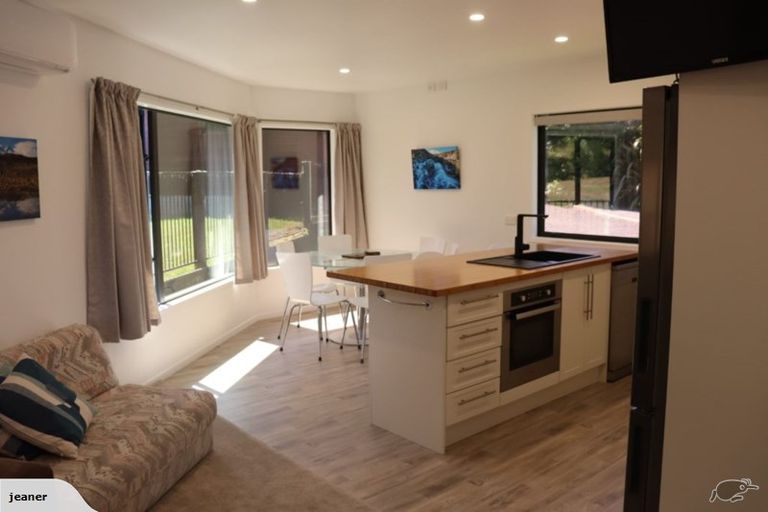 Photo of property in 2 Park Avenue Mews, Ohakune, 4625