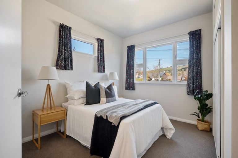 Photo of property in 27 Wades Avenue, Saint Martins, Christchurch, 8022