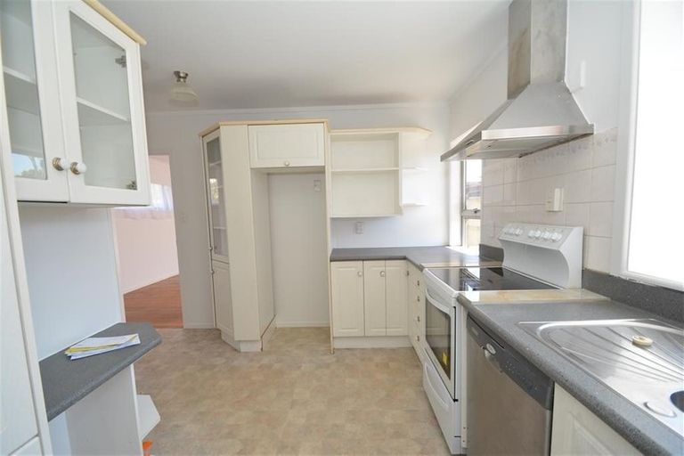 Photo of property in 3 The Crest, Sunnyhills, Auckland, 2010