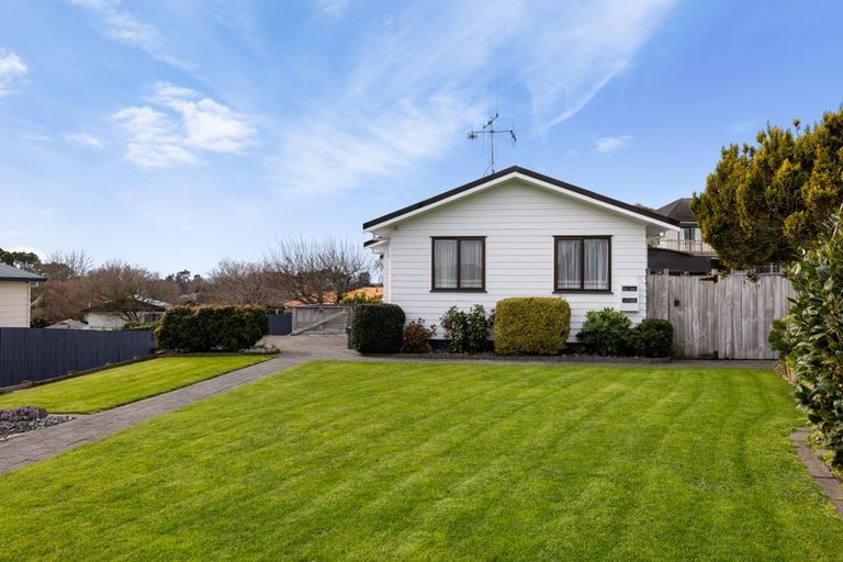 Photo of property in 43 Lansdowne Crescent, Glenview, Hamilton, 3206