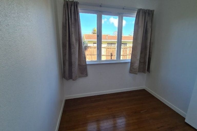 Photo of property in 23 Mair Street, Regent, Whangarei, 0112