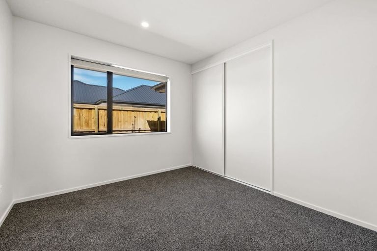 Photo of property in 16 Sanders Way, Rolleston, 7614
