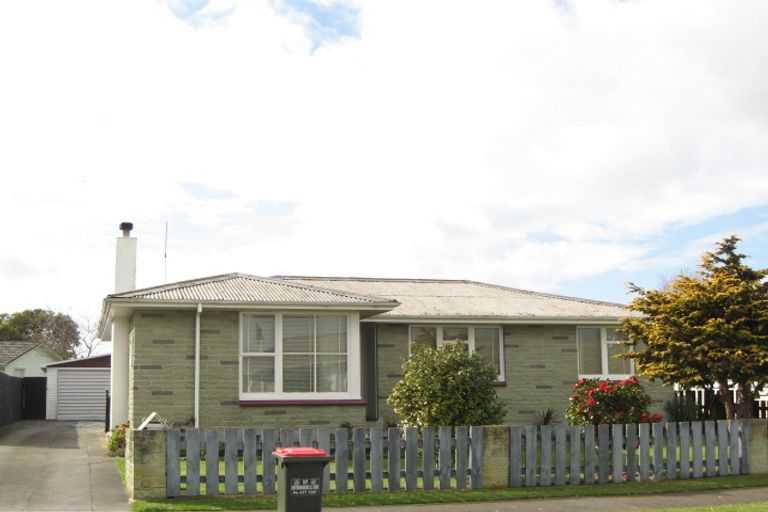 Photo of property in 77a Lipscombe Crescent, Havelock North, 4130