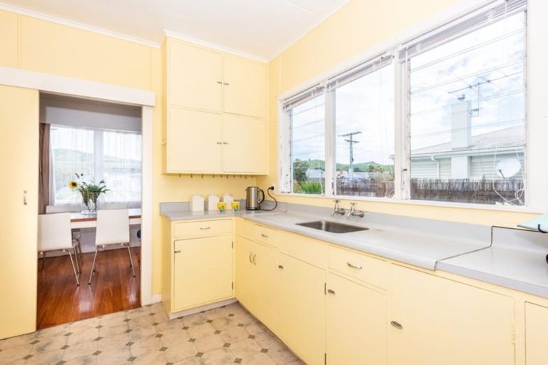 Photo of property in 22 Turenne Street, Inner Kaiti, Gisborne, 4010