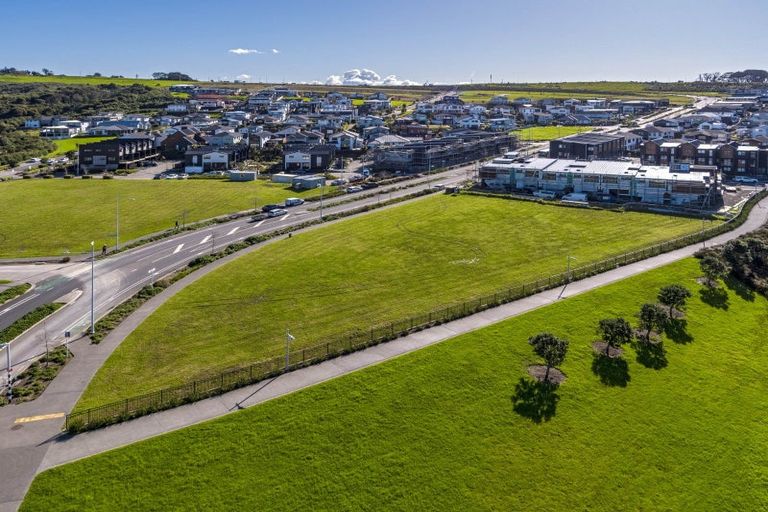 Photo of property in 109 Te Oneroa Way, Long Bay, Auckland, 0630