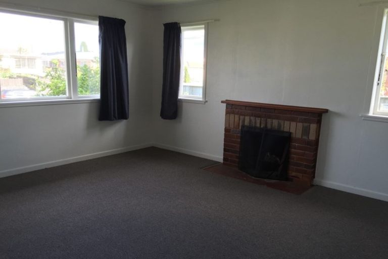 Photo of property in 2/119 Victoria Street West, Onehunga, Auckland, 1061