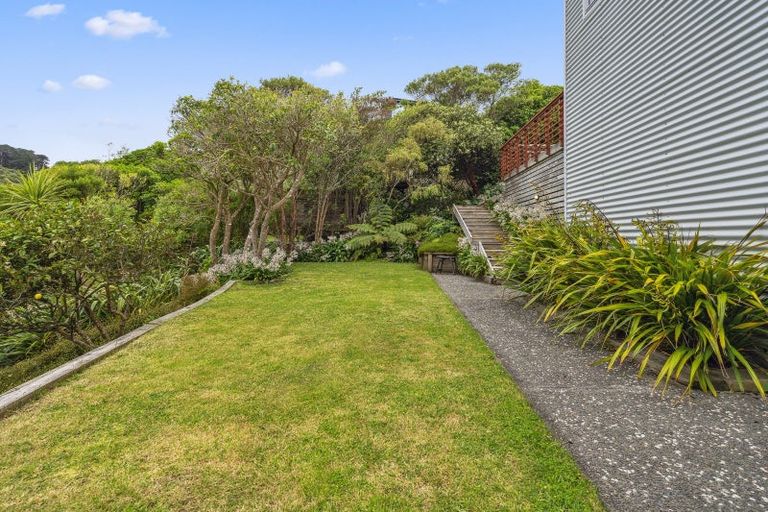 Photo of property in 151 Nevay Road, Miramar, Wellington, 6022