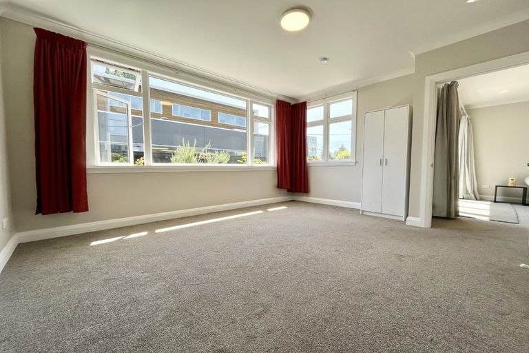 Photo of property in 1/139 Waltham Road, Sydenham, Christchurch, 8023