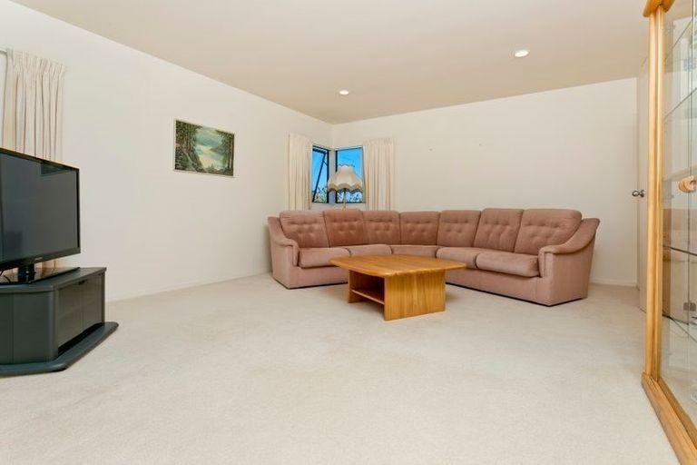 Photo of property in 9a Summit Drive, Torbay, Auckland, 0630