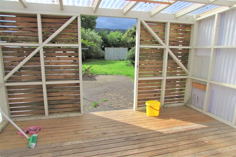 Photo of property in 16 Milne Crescent, Taita, Lower Hutt, 5011