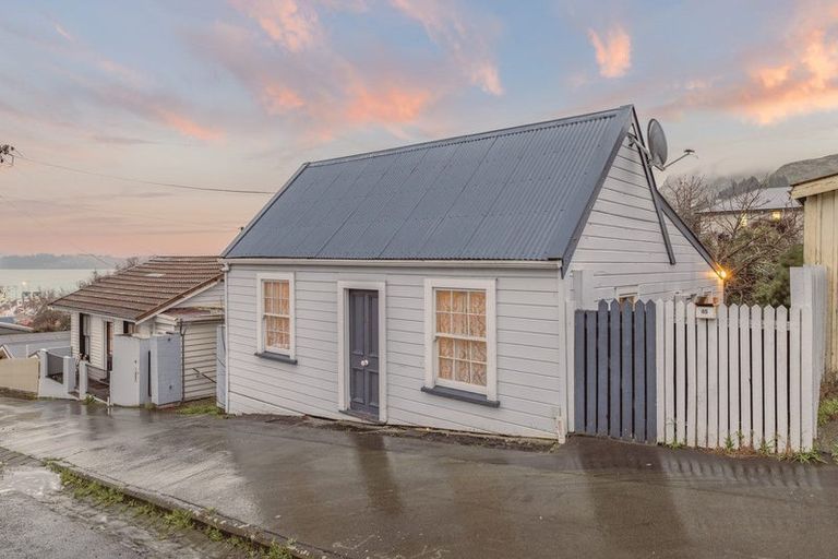 Photo of property in 45 Oxford Street, Lyttelton, 8082
