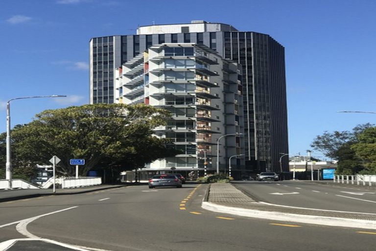 Photo of property in Summit Apartments, 18/184 Molesworth Street, Thorndon, Wellington, 6011