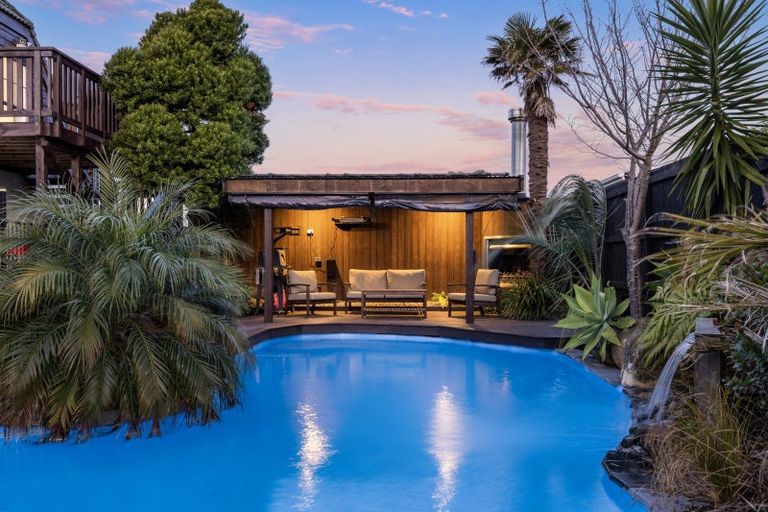 Photo of property in 1222 Papamoa Beach Road, Papamoa Beach, Papamoa, 3118