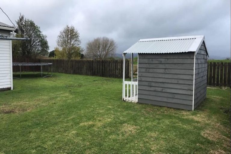 Photo of property in 28 Bickerstaffe Road, Maungaturoto, 0520