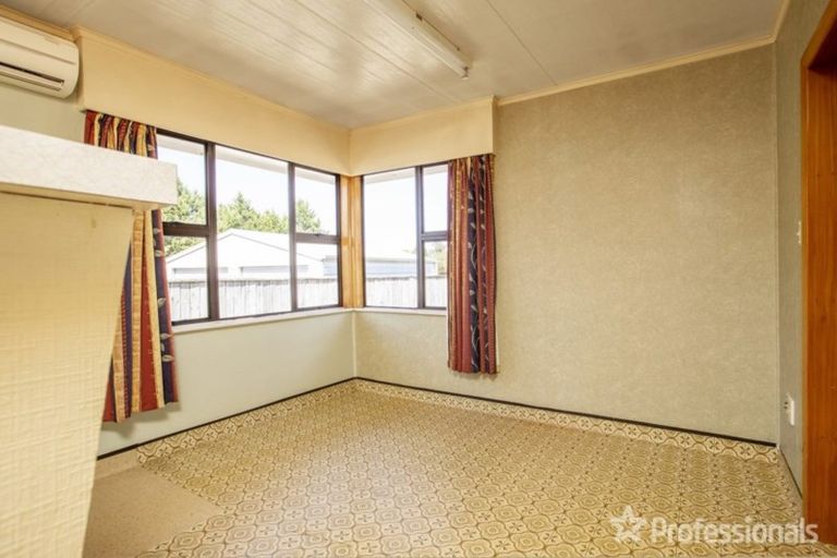 Photo of property in 22 Hilton Road, Carterton, 5713