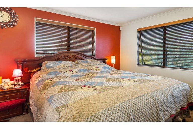 Photo of property in 2/127 Coronation Road, Papatoetoe, Auckland, 2025