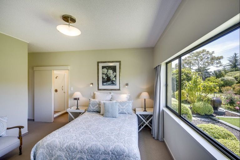 Photo of property in 154 Te Mata Peak Road, Havelock North, 4130