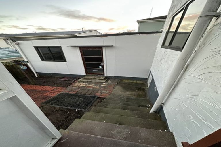 Photo of property in 9c Ironside Road, Johnsonville, Wellington, 6037