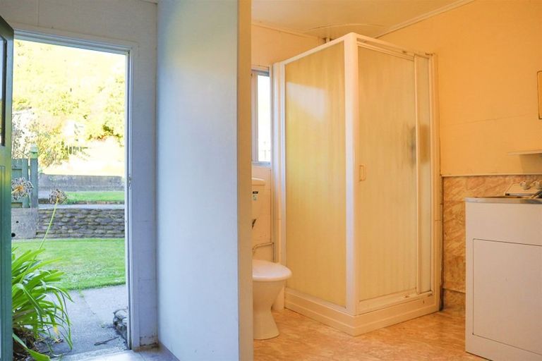 Photo of property in 135 Main South Road, Karoro, Greymouth, 7805