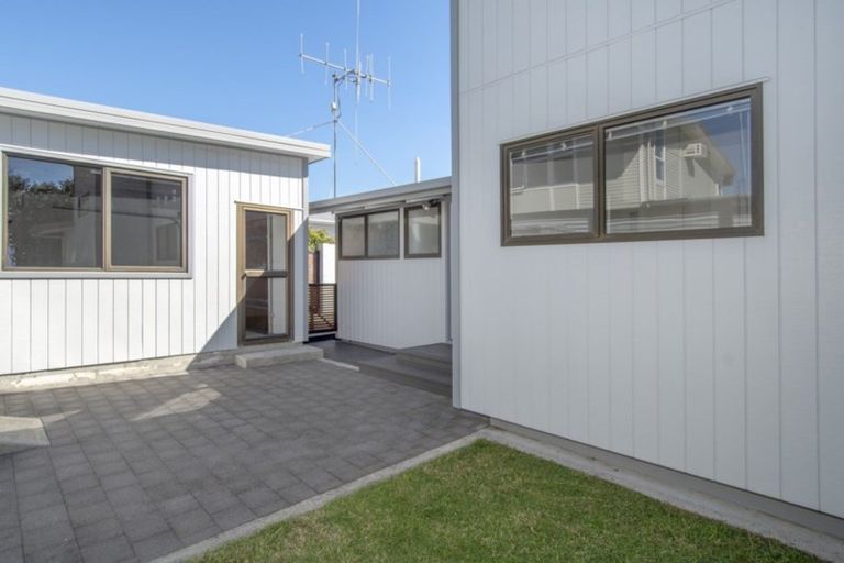 Photo of property in 2/456 Ngatai Road, Bellevue, Tauranga, 3110