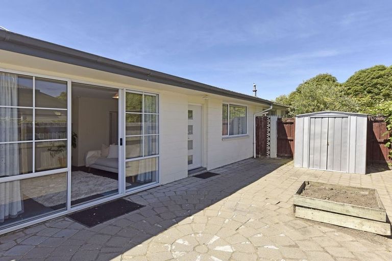 Photo of property in 1/12 Gibbon Street, Sydenham, Christchurch, 8023