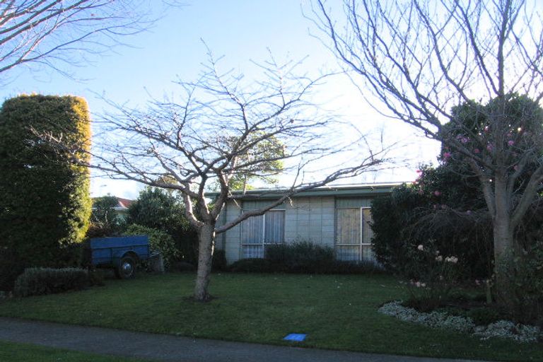 Photo of property in 42 John F Kennedy Drive, Milson, Palmerston North, 4414