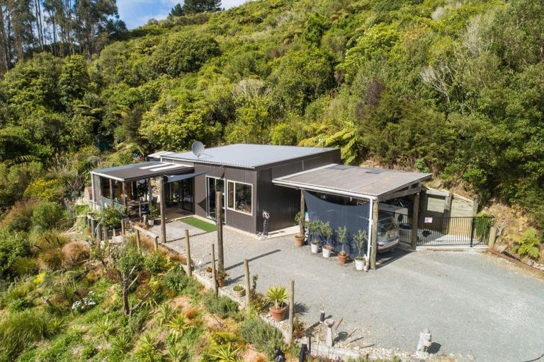 Photo of property in 59 Tirimoana Terrace, Anakiwa, Picton, 7281