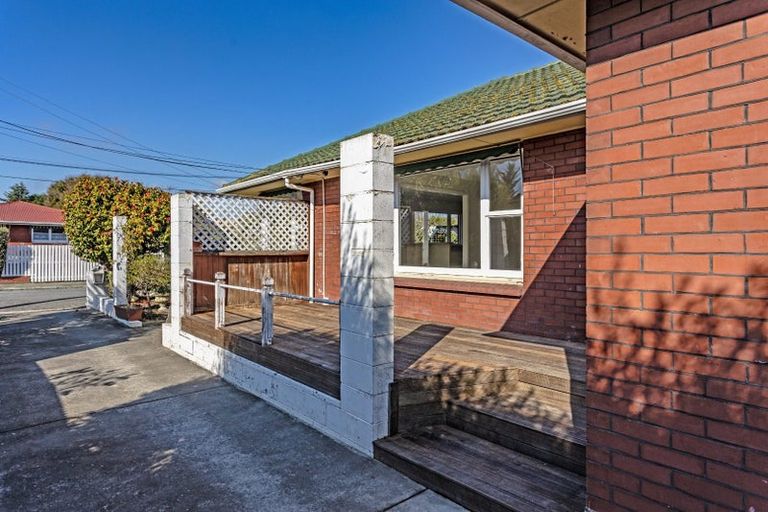 Photo of property in 18 Bond Street, Waltham, Christchurch, 8023
