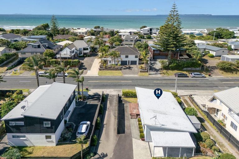 Photo of property in 1046a Papamoa Beach Road, Papamoa Beach, Papamoa, 3118