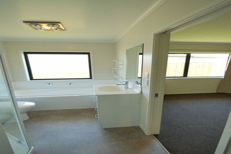 Photo of property in 28 Hodgkinson Road, Pegasus, 7612