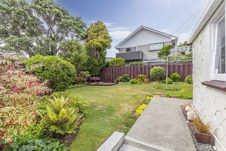 Photo of property in 9 Braithwaite Street, Karori, Wellington, 6012