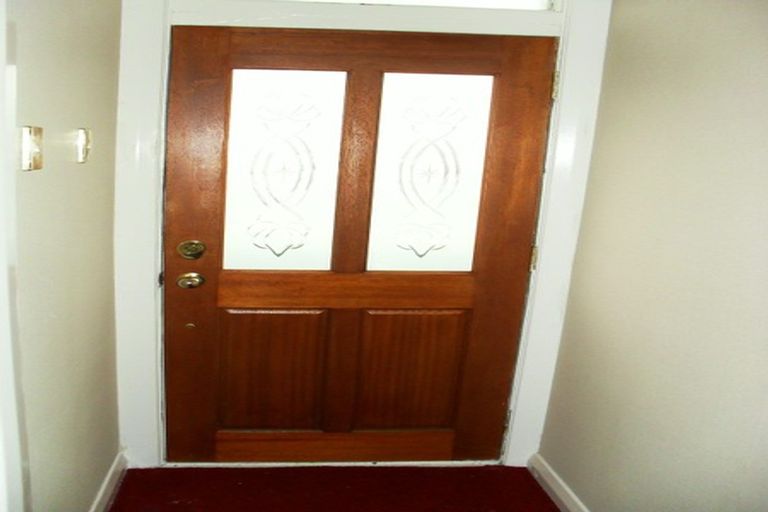 Photo of property in 2 Mudges Terrace, Newtown, Wellington, 6021