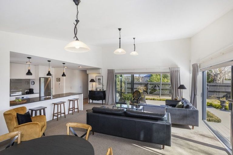 Photo of property in 92 Rugby Street, Merivale, Christchurch, 8014