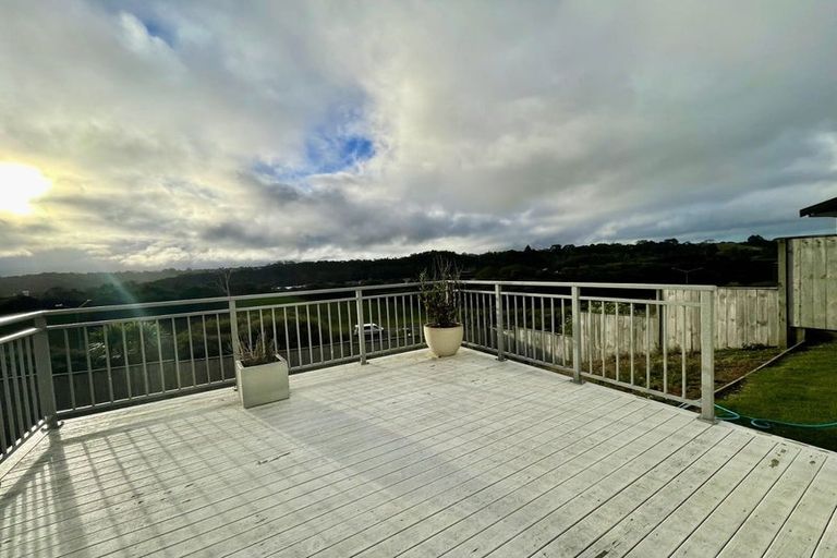 Photo of property in 89 Mackay Drive, Greenhithe, Auckland, 0632