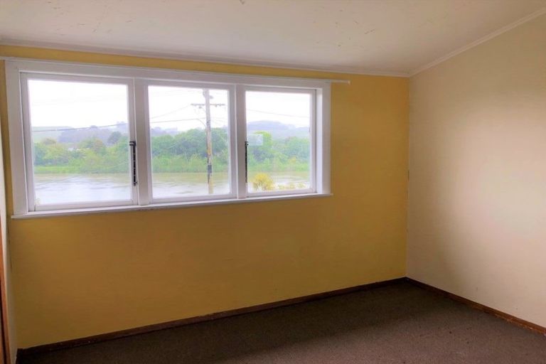 Photo of property in 211-214 Anzac Parade, Whanganui East, Whanganui, 4500