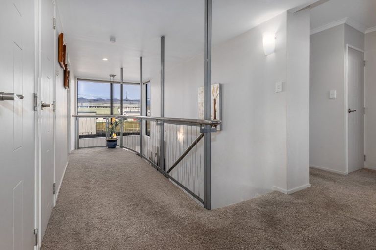 Photo of property in 39 Bristol Street, Levin, 5510