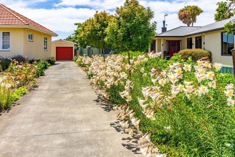 Photo of property in 11 Mill Road, Clive, 4102