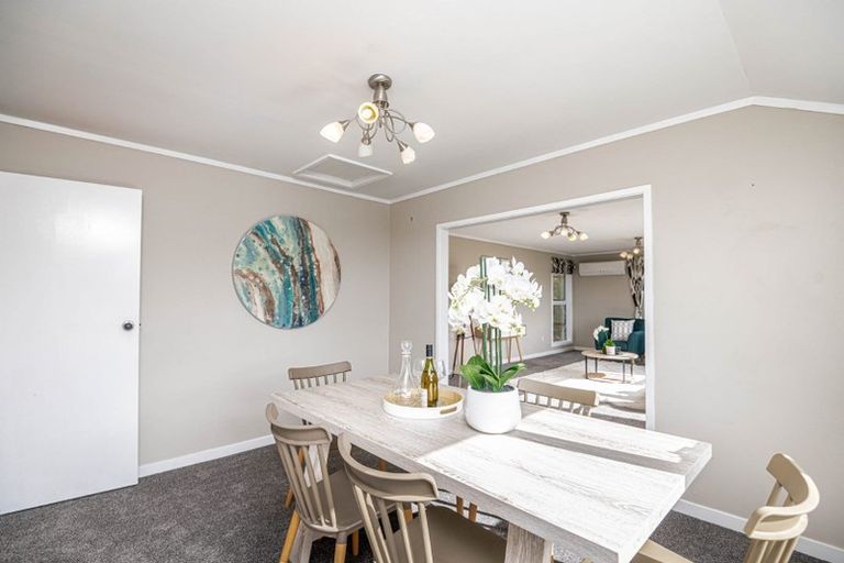 Photo of property in 14 Old Coach Road, Johnsonville, Wellington, 6037