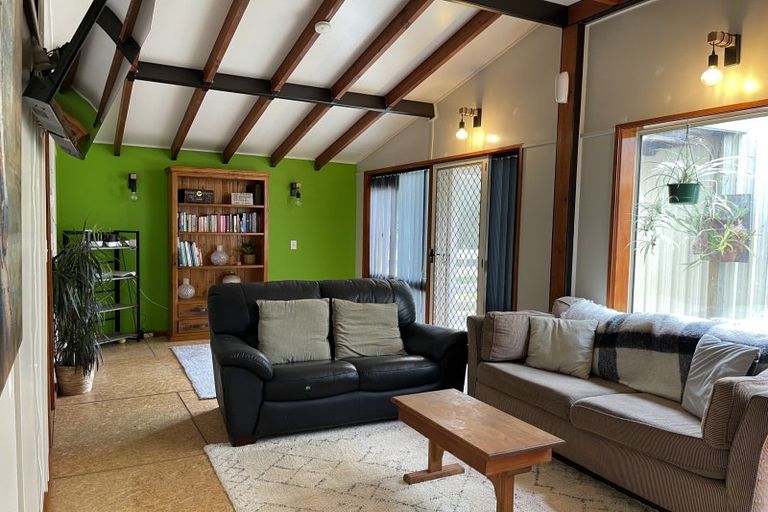 Photo of property in 19 Rathbone Street, Waipawa, 4210