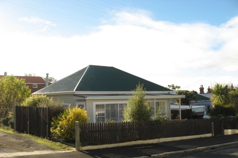 Photo of property in 11 Ventnor Street, Mornington, Dunedin, 9011