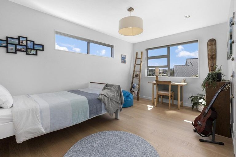 Photo of property in 9 Endeavour Drive, Whitby, Porirua, 5024