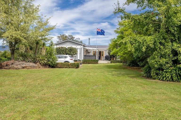 Photo of property in 1070 Queen Street East, Levin, 5510