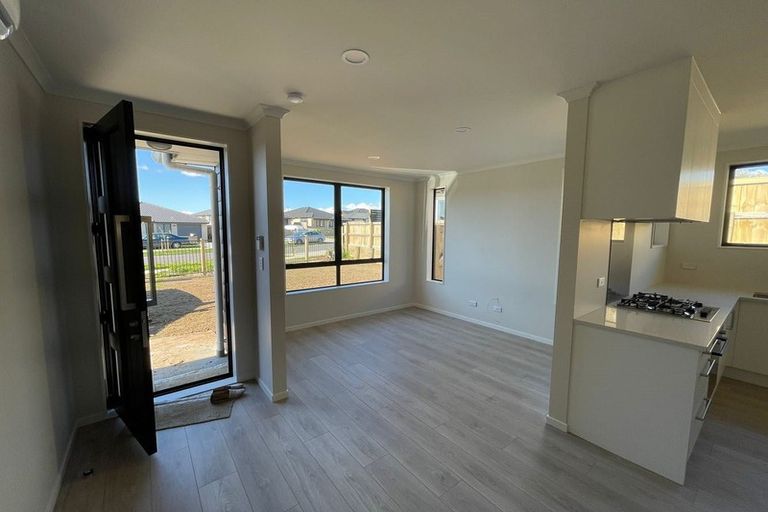 Photo of property in 15 Benjamin Avenue, Rototuna North, Hamilton, 3210