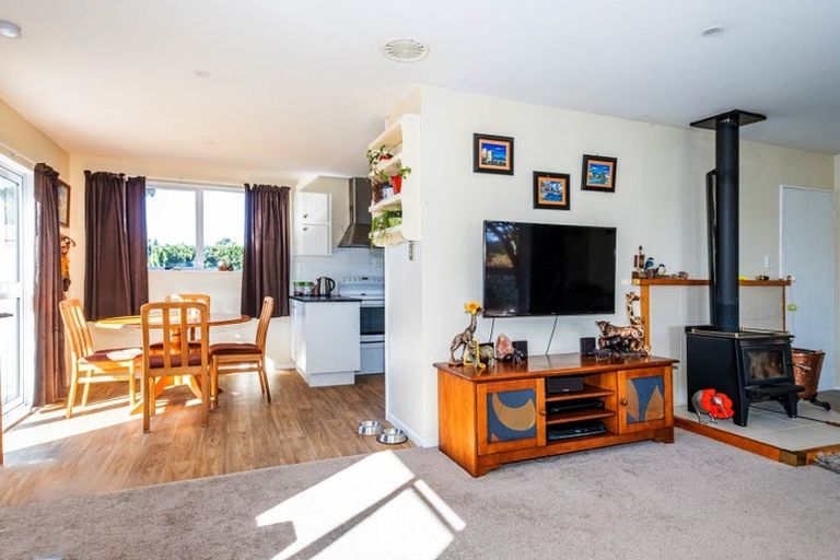 Photo of property in 68 Iverach Road, Temuka, 7985