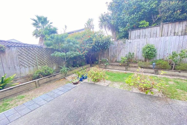 Photo of property in 57 Fields Parade, Oteha, Auckland, 0632