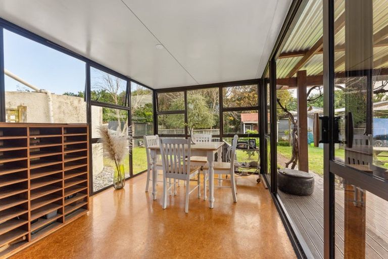 Photo of property in 16 Punga Street, Tangimoana, 4822