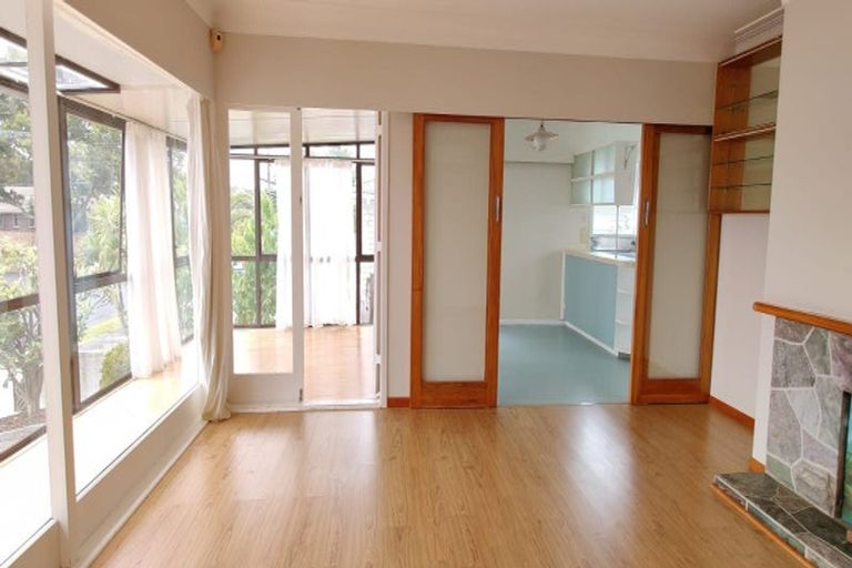 Photo of property in 46 Tiraumea Drive, Pakuranga, Auckland, 2010