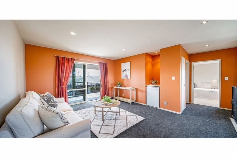 Photo of property in 20a Wharenui Road, Upper Riccarton, Christchurch, 8041