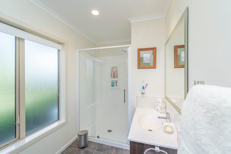 Photo of property in 49 Armstrong Avenue, Carterton, 5713